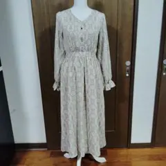 アイボリー系 花柄 ロングワンピース　バックリボン最終値下げ