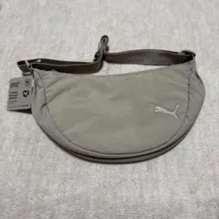 PUMA Core Her オーバーサイズド　ウエストバッグ