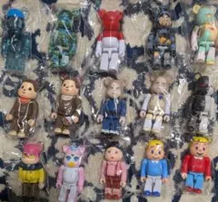 【シリーズ50　オサムグッズ　表・裏　他】ベアブリック　内袋未開封・カード付