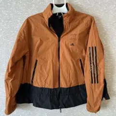 adidas ウインドブレーカー　オレンジ　フード