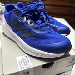 adidas スニーカー 23cm