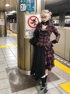 2025年最新】ヴィヴィアンウエストウッドスカートの人気アイテム