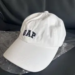 新品　未使用　GAPキャップ　白