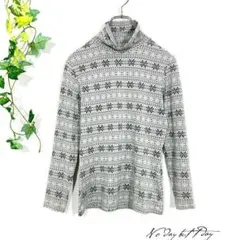 ユニクロ ヒートテック タートルネック カットソー (M)雪柄 ノルディック