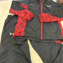 Under Armour ジャージ YXL 黒/赤値下げ