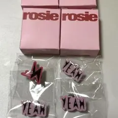 BLACKPINK ROSE rosie popup ピンバッジ7種セット 2025年最新】メンバー名：ロゼ ピンズ・ピンバッジ・缶バッジの