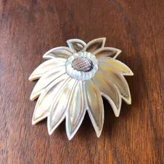 ❤︎未使用❤︎ レトロ　ブローチ　貝　花