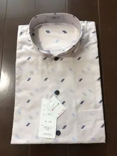 ウィングカラー半袖シャツ