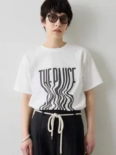リラックスロゴTシャツ WhimGazette ウィムガゼット ホワイト - メルカリ