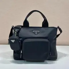 PRADA ブラック ビジネスバッグ