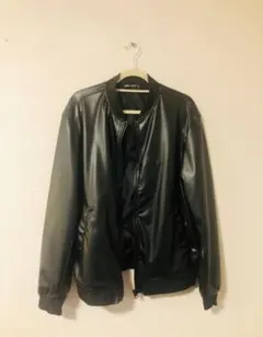 ZARA フェイクレザー ボンバージャケット ブラックのサムネイル