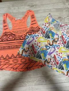 FOREVER 21 タンクトップ 2枚セット Sサイズのサムネイル