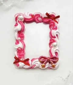 ホイップデコ　B8硬質トレカケース　赤　白　ミックスリボン