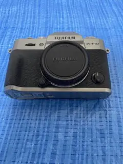 FUJIFILM X-T10 本体　ジャンクのサムネイル