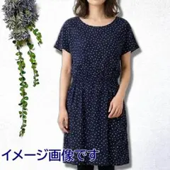 Z2051テチチ✤わけあり✤半袖膝丈ワンピースM〜L相当 ネイビー ドット 薄手のサムネイル