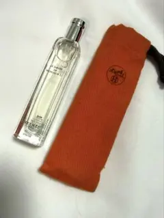 HERMES LE JARDIN DE MONSIEUR LI 香水のサムネイル