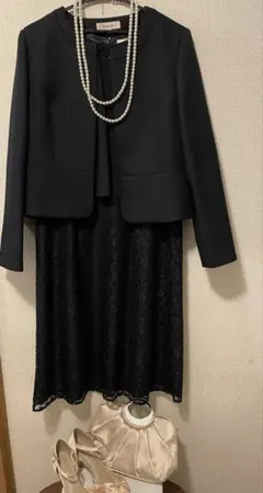 ブラック ドレスとジャケット セット