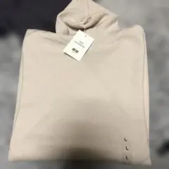 ユニクロ　100%カシミヤタートルネックセーター　ナチュラル