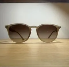 Ray-Ban レイバンRB4259-F 53□20 150 訳ありのサムネイル