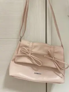 ピンク リボン付きショルダーバッグ