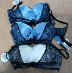aimerfeel c70脇高ブラ　オフホワイト/ブルー ブラジャー 三点セット