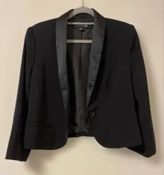Forever 21 ショート丈　ノーカラージャケット 黒　M ドレスジャケットのサムネイル