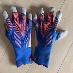 アディダス　プレデター　9号