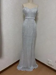 シルバー ストラップレス ドレス