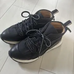 LANVIN en Bleu ブラック ハイカットスニーカー