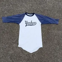 90sRussell Athletic Yankees 七分袖ラグラン Tシャツのサムネイル