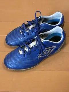 Umbro サッカーシューズ 青　スパイク　アンブロ　23.5 ジュニア