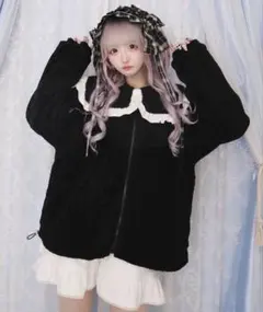 フリル付きボアジャケット 黒