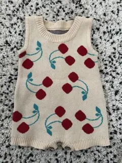 チェリー柄　ニットロンパース