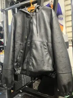 現行未使用ZARA フェイクレザーボクシーフィットフーディーブラック XL