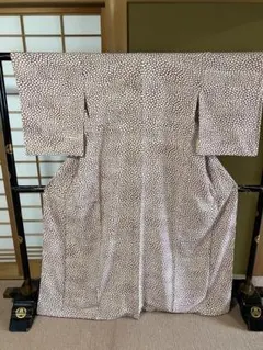 ③ 小紋　袷　抽象柄　石垣？泡？　現代アートぽい雰囲気