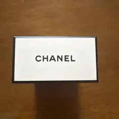 CHANEL ギフト箱 二重構造