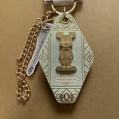 ディズニーストア ミッキー バッグチャーム