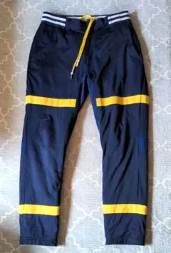 Item thumbnail for item 8a38186e-73de-4b7d-a2f9-87e1919ffe0e