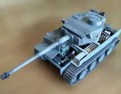 ひ*ん様 ゼーベルティーガー完成品 プラモデル 塗装済 1/35ロケット