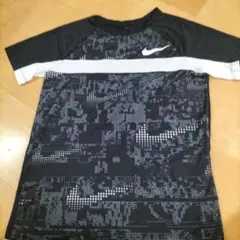 Nike DRI-FIT グラフィックシャツ M