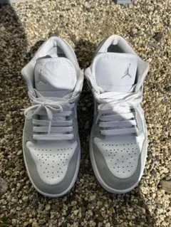 h*a様 エアジョーダンAir Jordan ローカットスニーカー ホワイト/グ