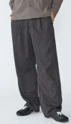 ships スラックス