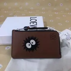 ロエベ　フラグメントケース　ジブリ　コインケース　まっくろくろすけ 楽天市場】◇ミウラ◇ロエベ LOEWE となりのトトロ まっくろくろ