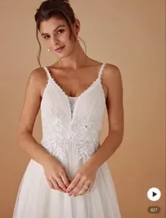 Aラインウェディングドレス ホワイト　前撮り　ロケーション撮影　フラワー　可愛い