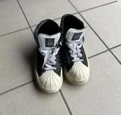 Item thumbnail for item ae86ed81-6fbf-4d72-b311-bbad8f6a06ed