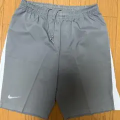 NIKE／グレー／ハーフ／パンツ／M