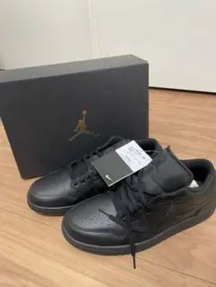 Nike Air Jordan 1 Low トリプルブラック