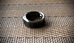オーラリング（used使用頻度少）Oura Gen3 Black Size 8 Amazon.com: Oura Ring Gen3 Horizon - Black - Size 11 - Smart