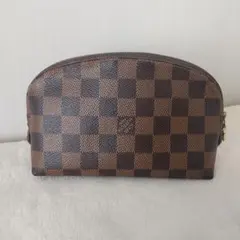 美品　人気　ルイヴィトン 　ダミエ　コスメポーチ　M475156　チャーム付き ルイヴィトン LOUIS VUITTON モノグラム ポッシュ トワレ 15 化粧