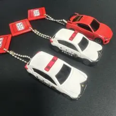 【新品】 tomica トミカ　キーホルダー 3個セットのサムネイル